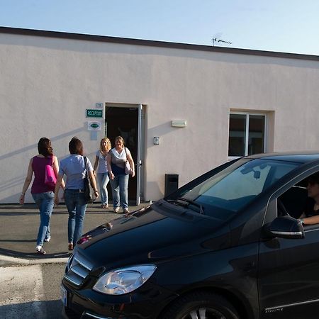 Autohotel Ravenna Bagian luar foto