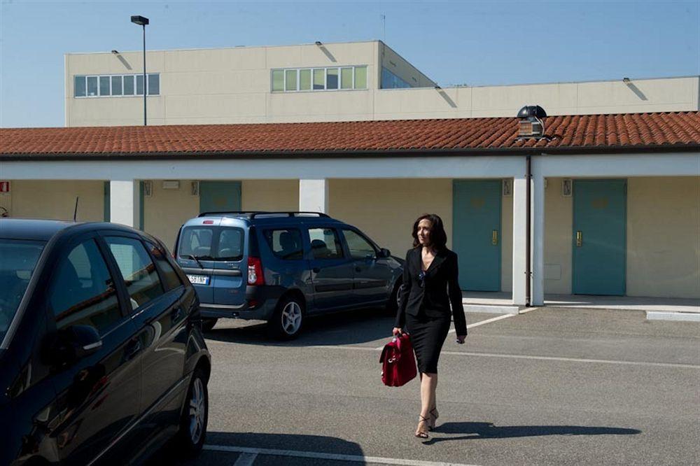 Autohotel Ravenna Bagian luar foto