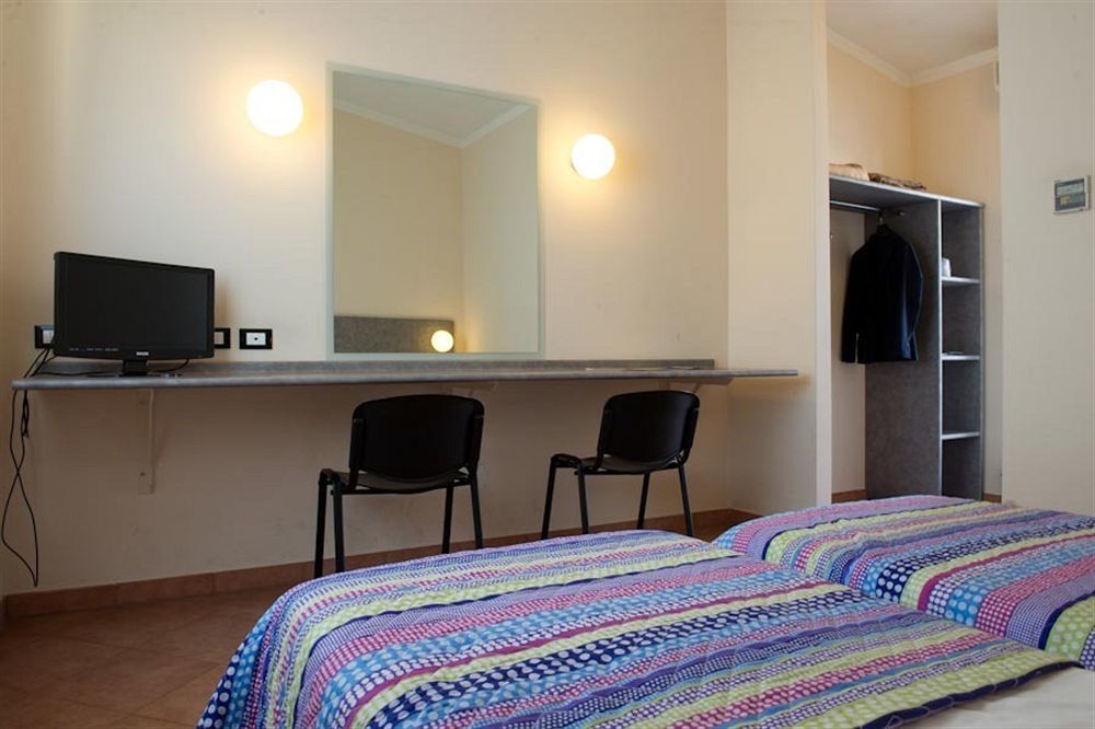 Autohotel Ravenna Bagian luar foto